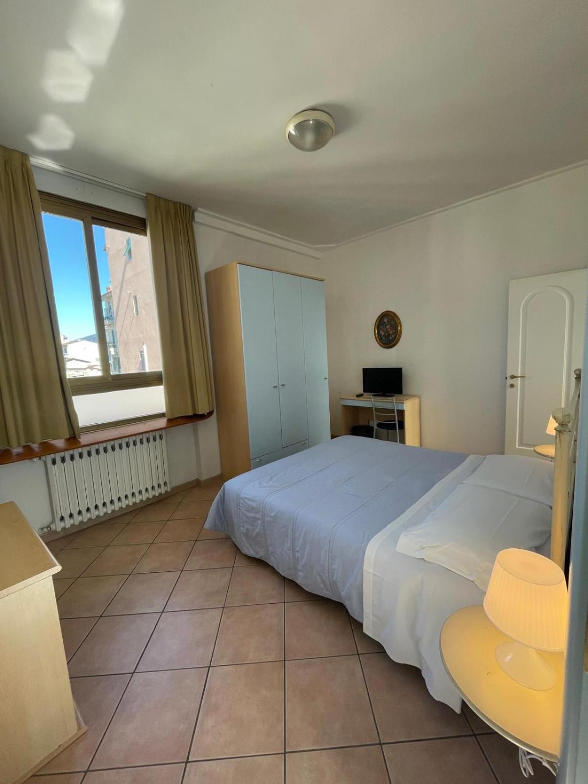 Отель Girasole House Флоренция Номер фото